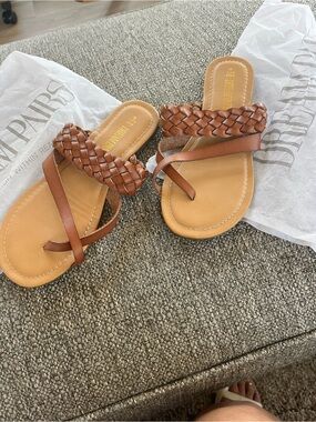 Dream Pairs Braided Strap Toe-Loop Sandals in Cognac Brown